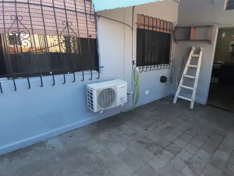 EXCELENTE DEPARTAMENTO DE 3 AMBIENTES SIN EXPENSAS EN 1 PISO