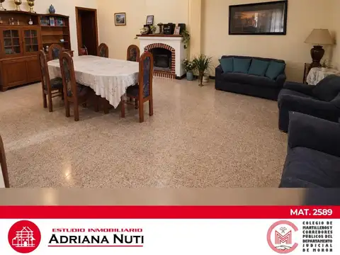 Casa 3 ambientes con 1 baño