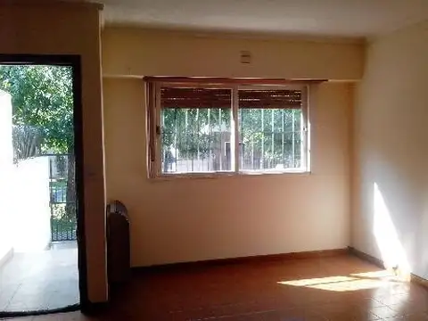Casa en Venta en Quilmes, USD 98.000