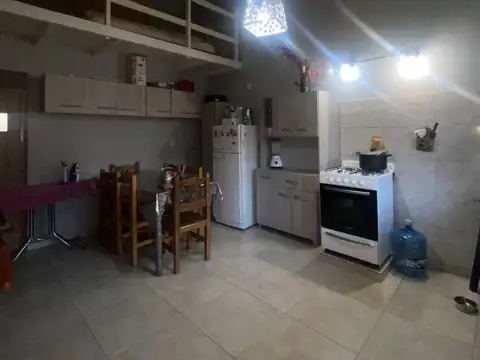 Casa 3 ambientes con 1 baño