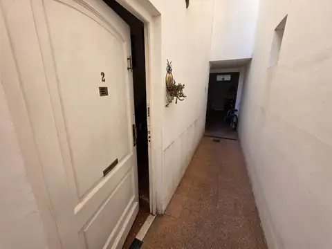 Depto Tipo Casa en Venta 42 años