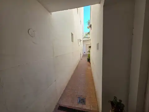 Depto Tipo Casa 4 ambientes con 1 baño