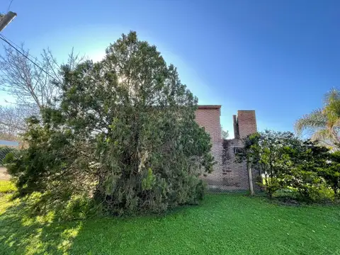 Venta casa en Oliveros con gran terreno