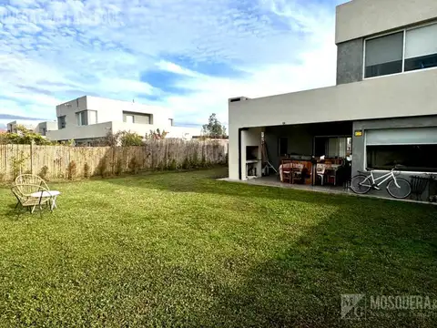 Casa en Casas del Este