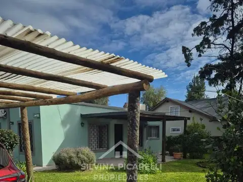 VENTA CASA BARRIO PARQUE SAKURA CALLE MISTRAL 400