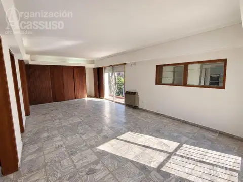Depto Tipo Casa en Alquiler de 3 dormitorios
