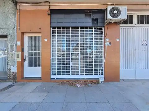 Zelada 5500, Piso PB