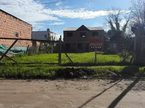 EN VENTA EXCELENTE DUPLEX A TERMINAR 