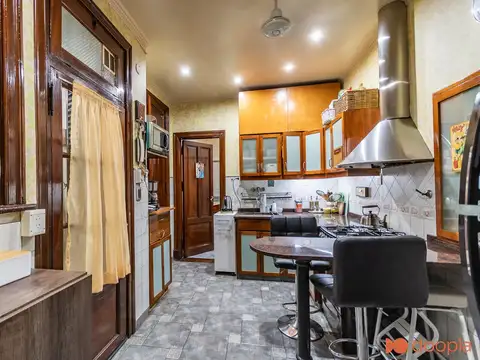 Depto Tipo Casa 4 ambientes con 2 baños