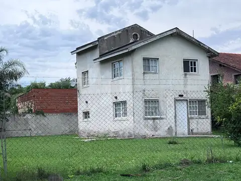 VENTA CASA 4 AMBIENTES DEL VISO 600m DE LOTE