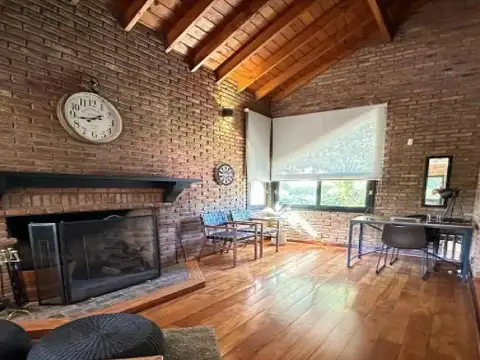 Casa en Venta al Este