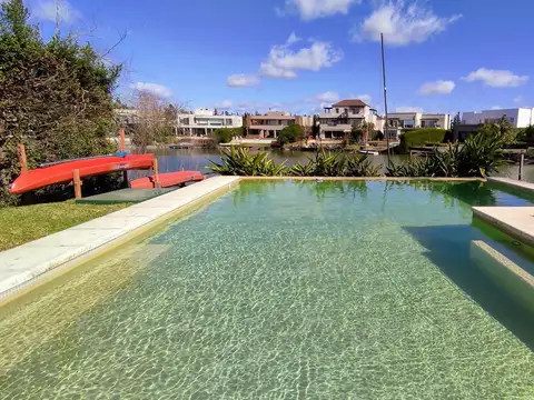 Casa en Alquiler de 6 dormitorios
