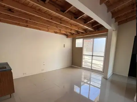 Depto Tipo Casa en Venta 43 años