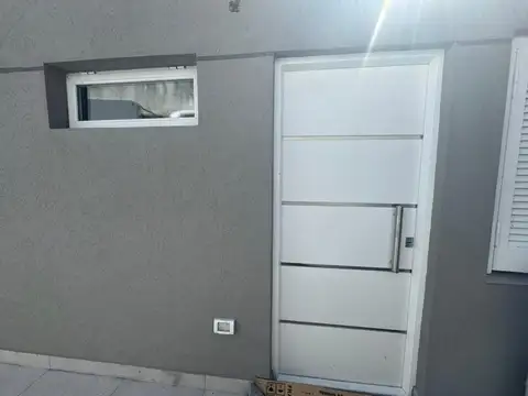 Depto Tipo Casa en Venta de 1 dormitorio