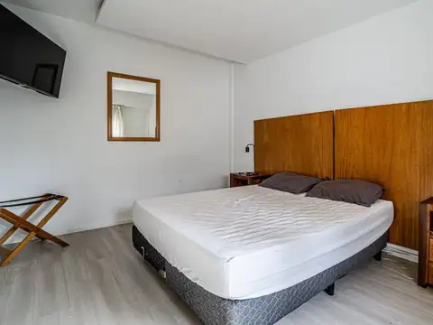 En Venta 2 Ambientes en Retiro piso 10