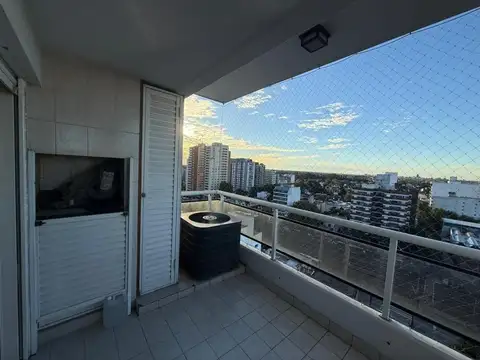 Departamento en Alquiler con 1 cocheras