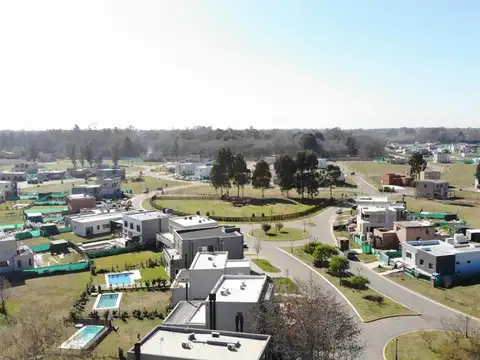 MMC. Increíble lote en venta en barrio Santo Tomas Pilar
