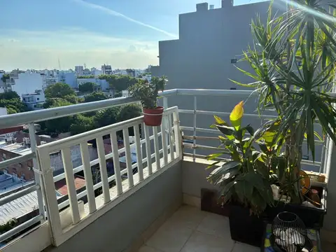 Avenida Álvarez Thomas 900