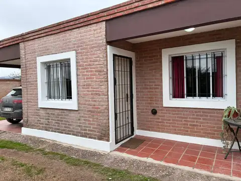 VENTA CASA 3 DORM HOUSING RIVERA INDARTE CBA