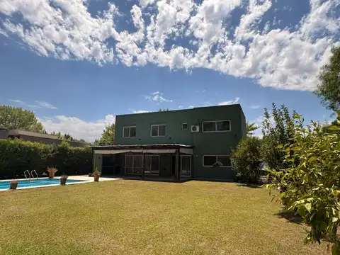 Casa en Venta de 4 dormitorios