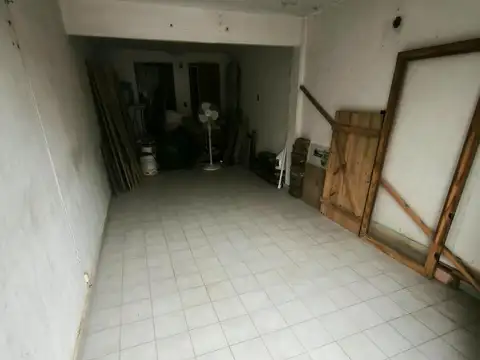 Cochera con toilette y kitchenette - Zona Sur - Villa Gesell