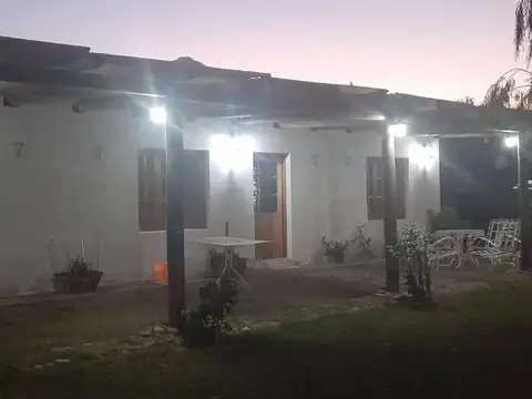 Casa 2 ambientes con 1 baño