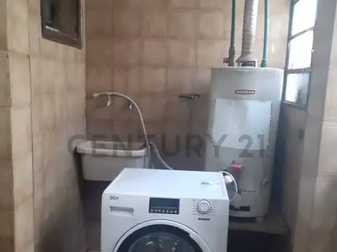 VENTA DEPARTAMENTO 4 AMB QUILMES