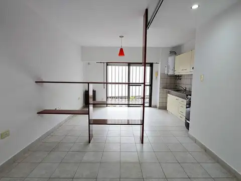 Departamento en Alquiler en Pichincha, $ 300.000