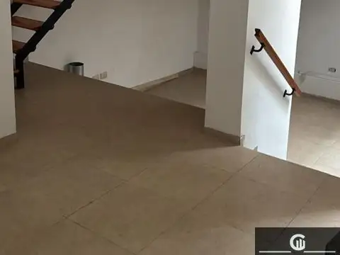 Depto Tipo Casa en Venta de 2 ambientes