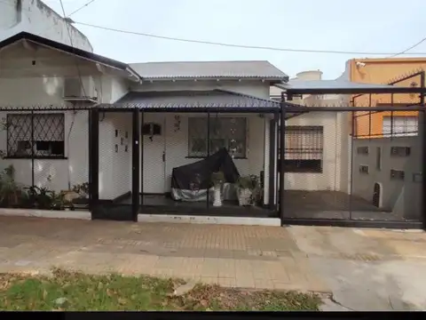 Casa 4 dorm. San Martín.  130 m2 totales