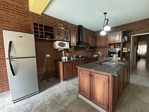 Casa en Venta en Villa Bernardo Monteagudo, USD 145.000