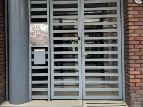 AV. MONTES DE OCA , Piso No definido