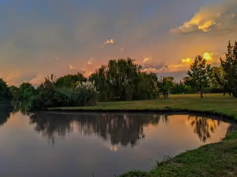 CASUARINAS DEL PILAR 1.614 M2