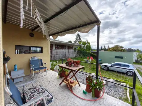 Casa 3 ambientes con 2 baños
