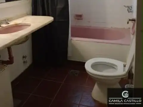 Depto Tipo Casa en Venta en Almagro, USD 180.000