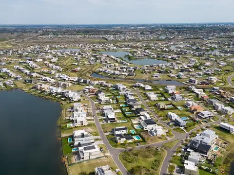 Terreno Lote a la laguna en Venta en Amarras, Puertos, Escobar