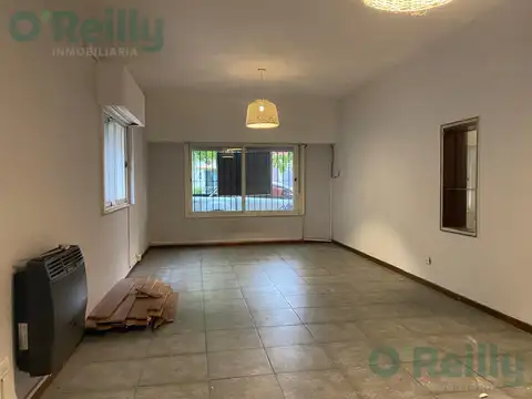 Casa en Venta en Acassuso Vias  /  Libertador, USD 375.000