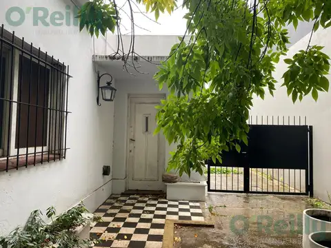 Casa con excelente lote - calle Pedro Goyena Acassuso