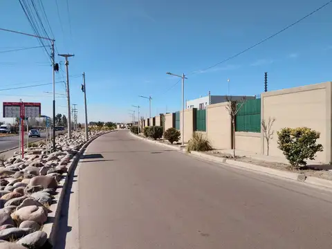 Terreno en Venta 25  mts Fondo