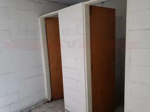 NAVE INDUSTRIAL DE 4200 M² EN PARQUE INDUSTRIAL DE HAEDO