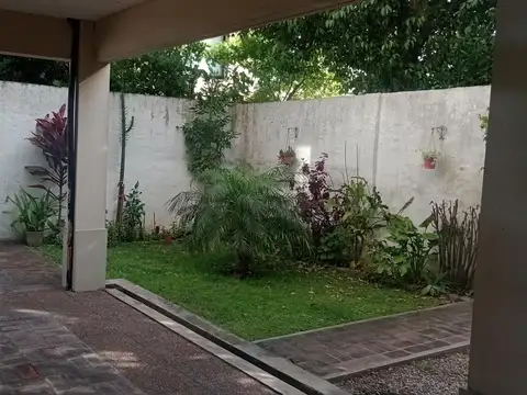 Departamento en Alquiler en Olivos Maipu/Uzal, $ 600.000