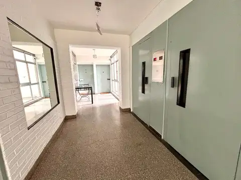 Venta Departamento 4 Amb con Balcón, Martinez