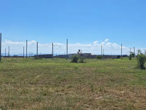 TERRENO DE 330 M2 EN VENTA BARRIO BICENTENARIO JUAREZ CELMAN