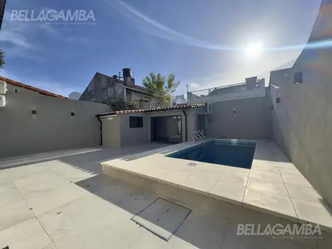 CASA VENTA OLIVOS 5 AMBIENTES COCHERAS PILETA