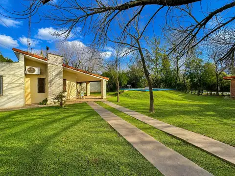 VENTA - Casa 2 dormitorios Funes