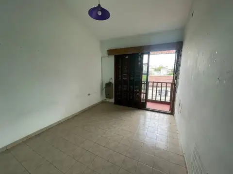 Depto Tipo Casa en Alquiler en Villa Celina, $ 600.000