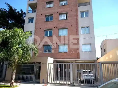 BELGRANO 21600, Piso 7