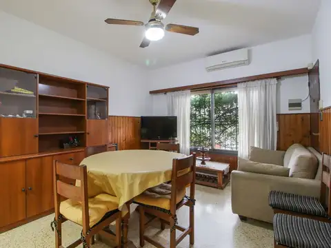 Casa en Venta en Villa Adelina, USD 210.000