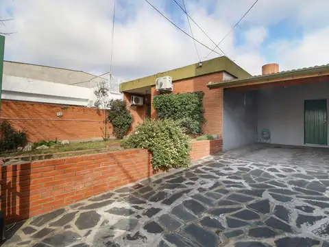 Comandante Luis Piedrabuena 1200