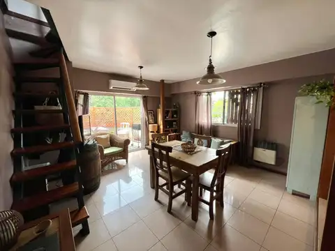 Depto Tipo Casa 3 ambientes con 1 baño